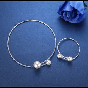 Crystal Pearl Choker